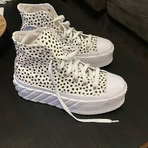 Ultra platform converse